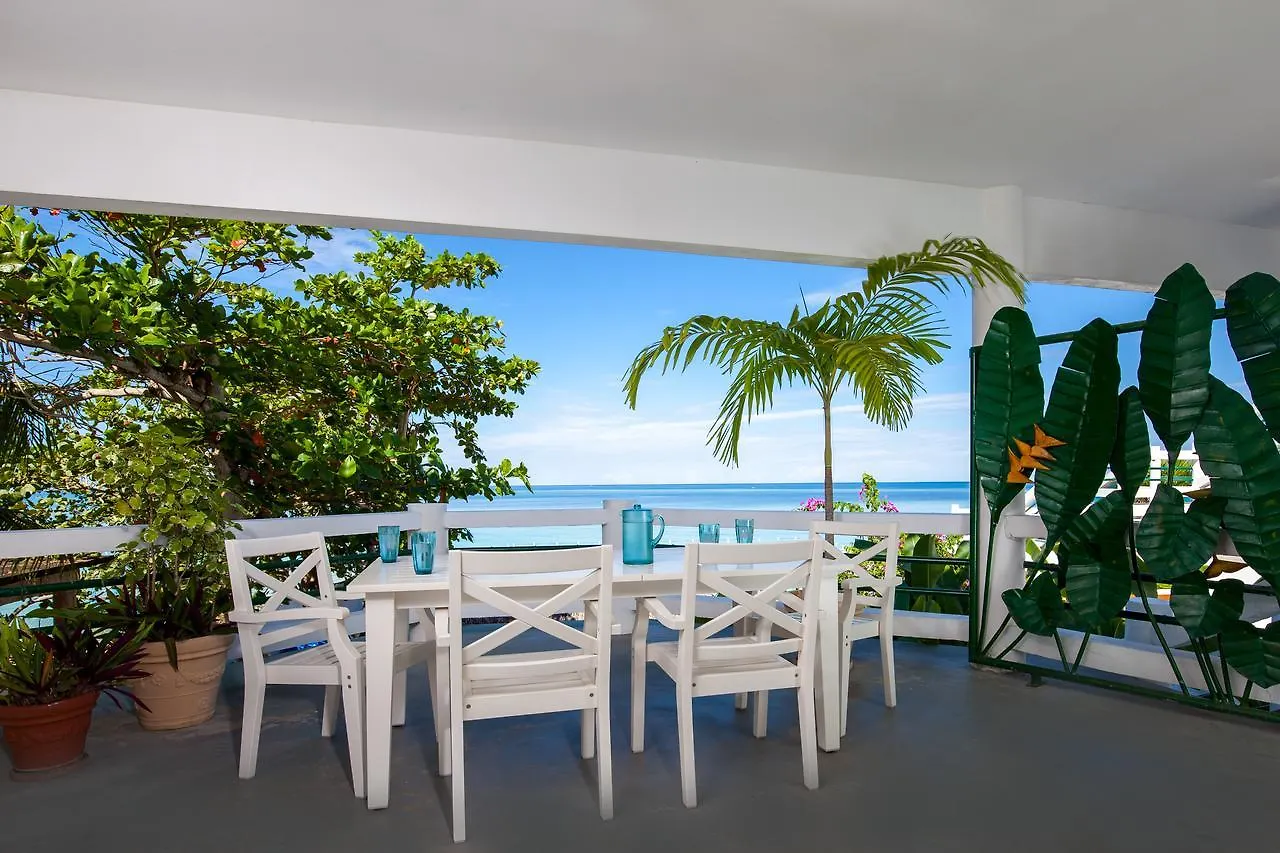 Hotel Beach House Condos, Negril