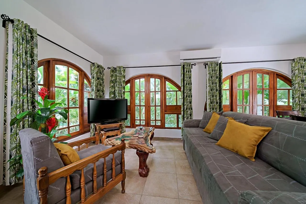 Beach House Condos, Negril