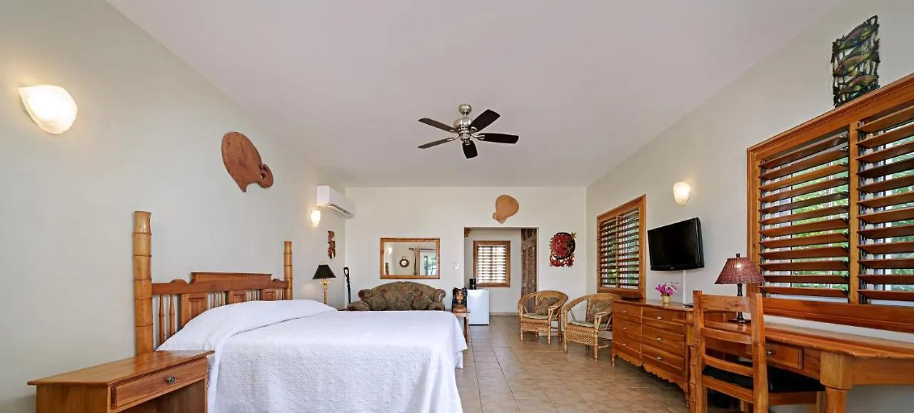 *** Hotel Beach House Condos, Negril Jamaica